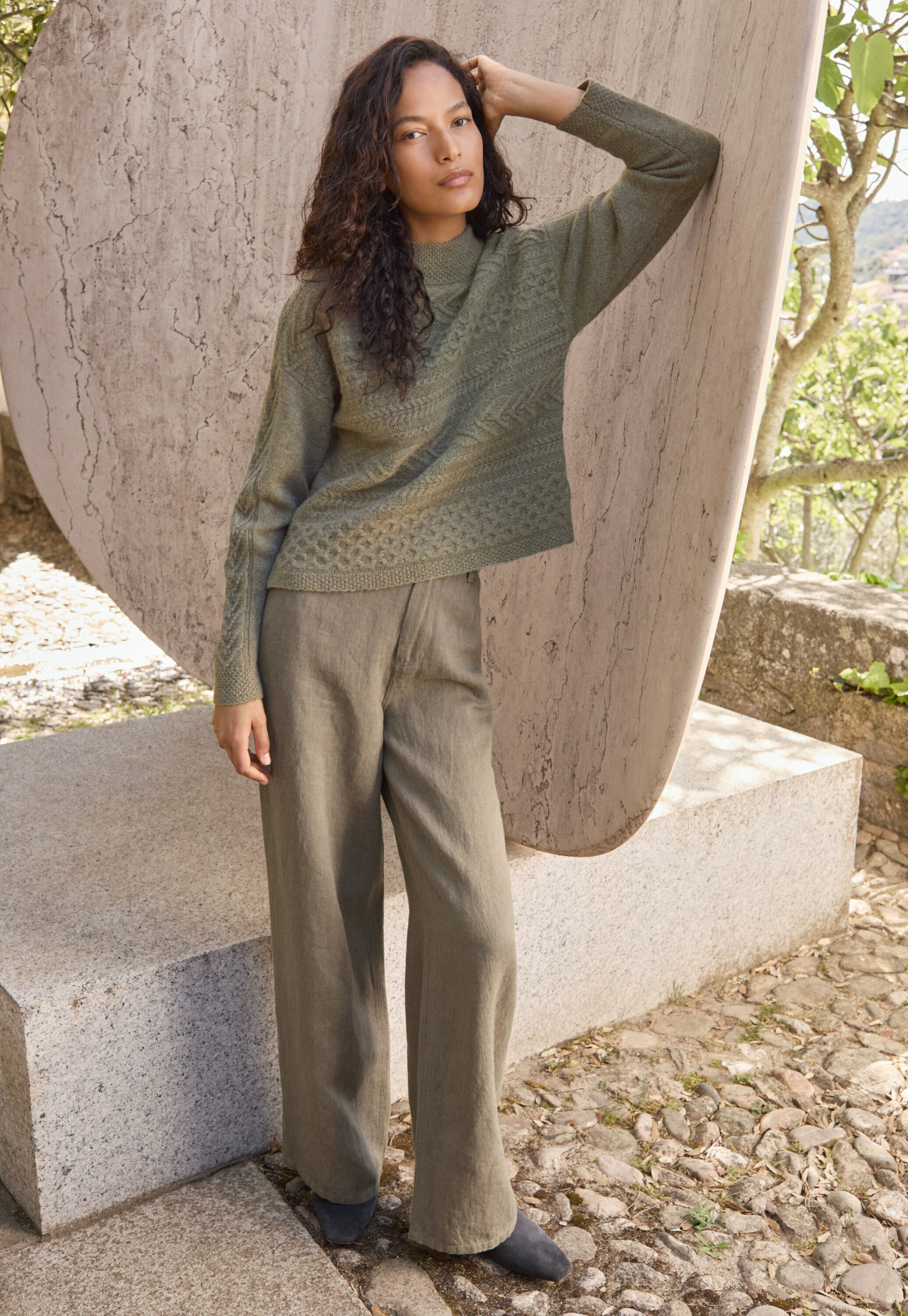 Pullover mit Zopfmuster