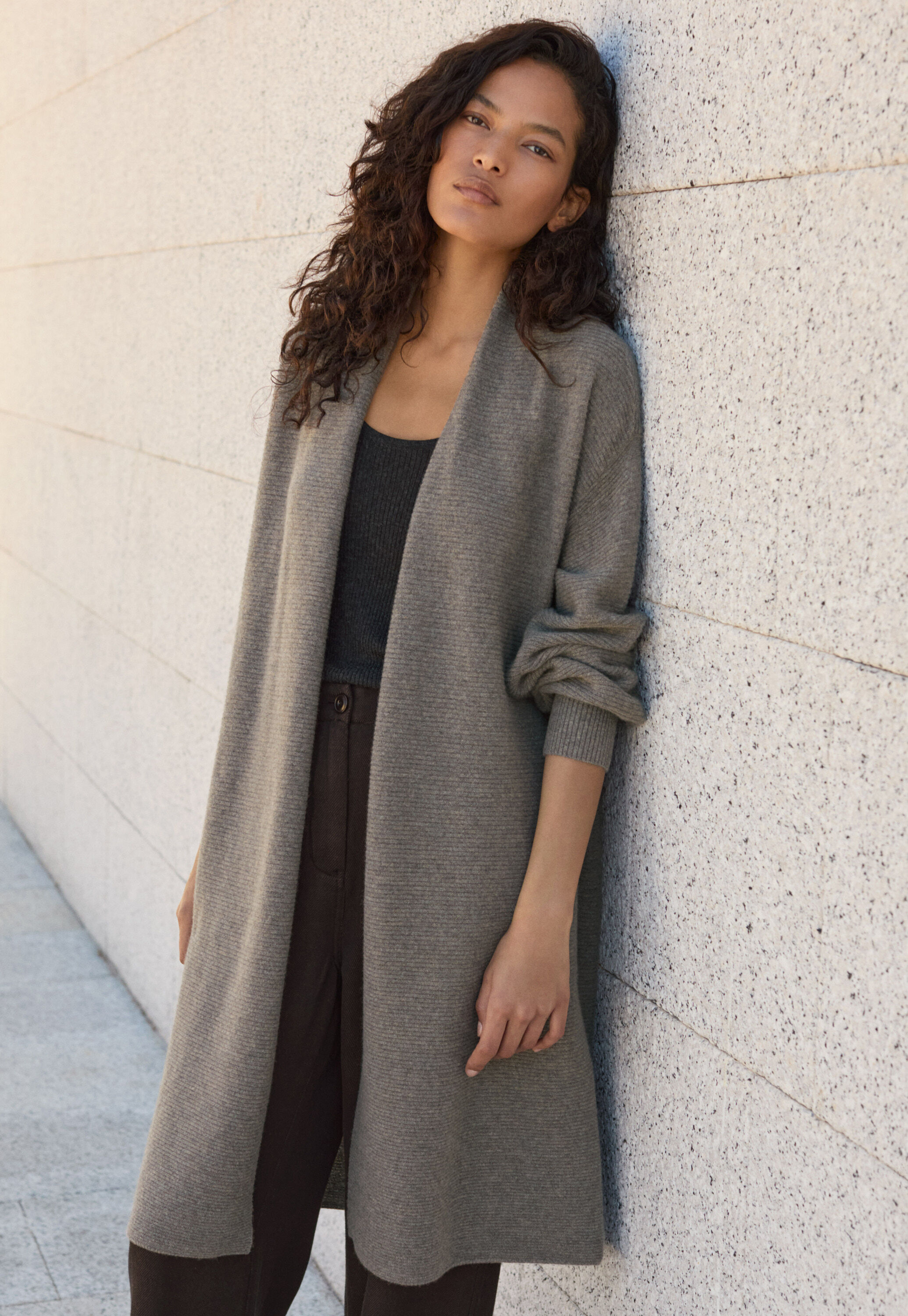 Langer Cardigan