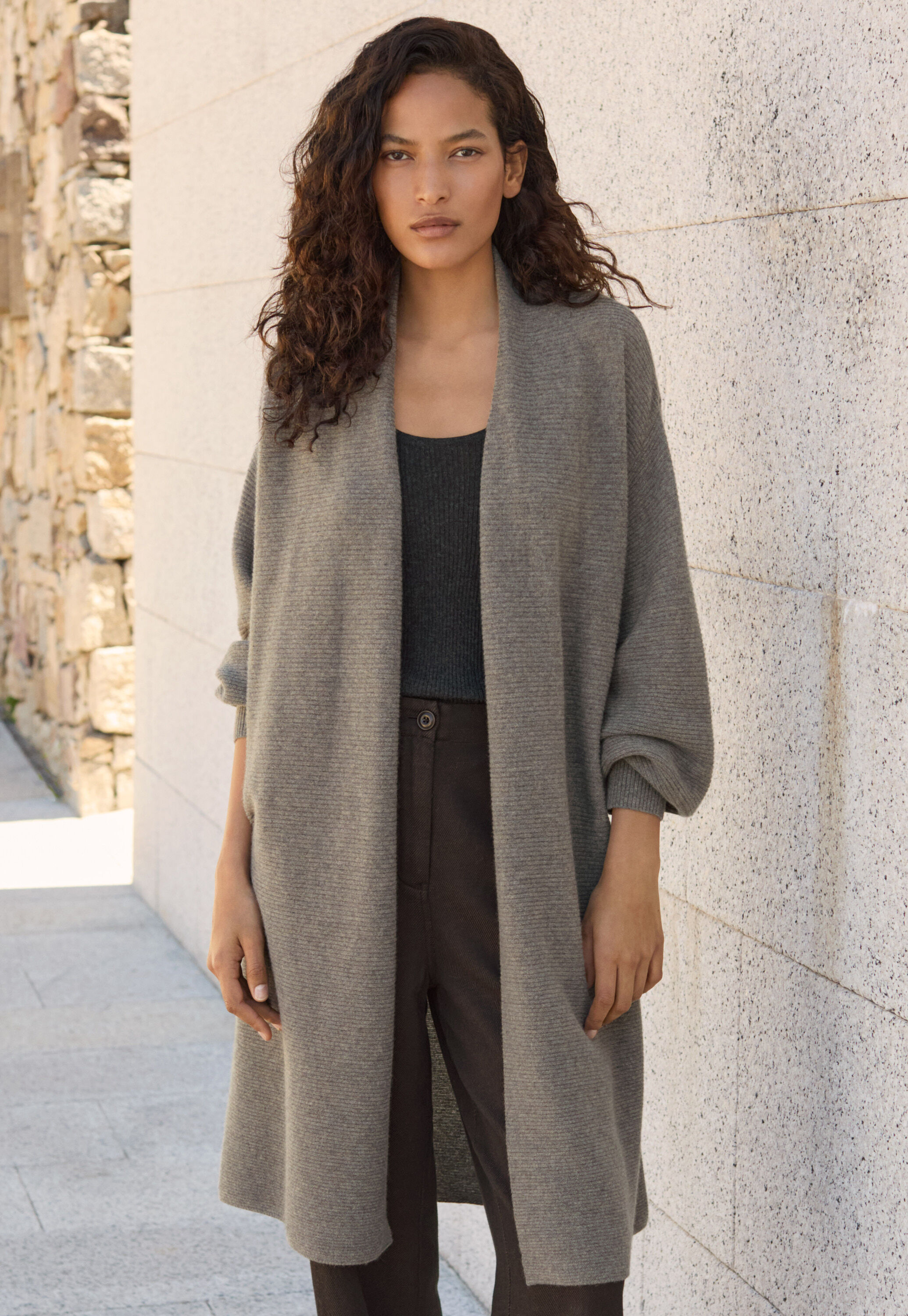 Langer Cardigan