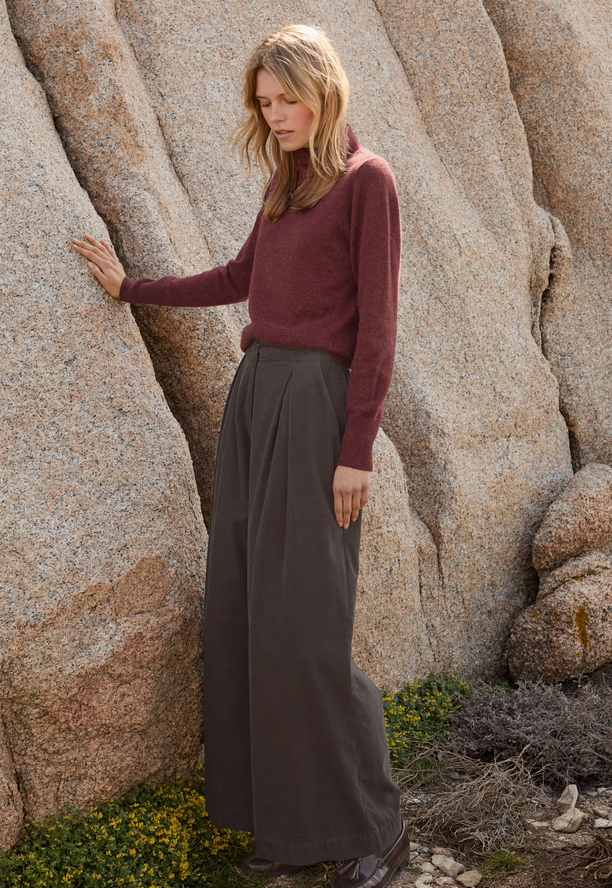 Kleid mit Peplum-Saum