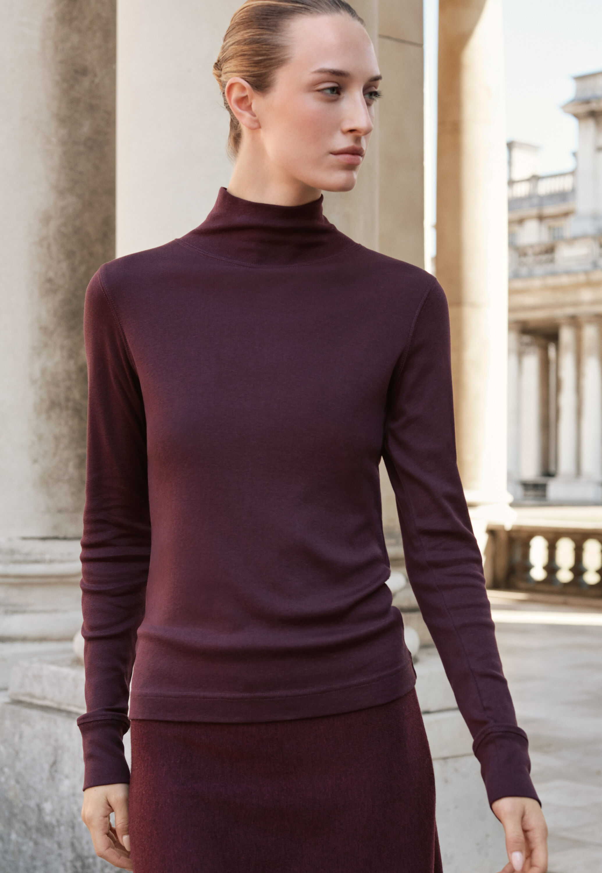 Jersey-Oberteil mit Stehkragen, Brombeere, large