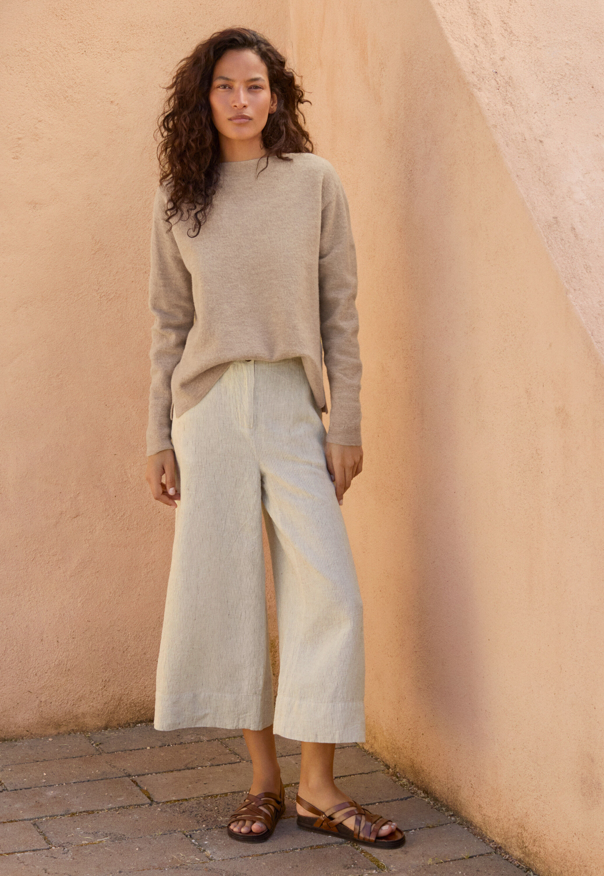 Kleid mit Peplum-Saum