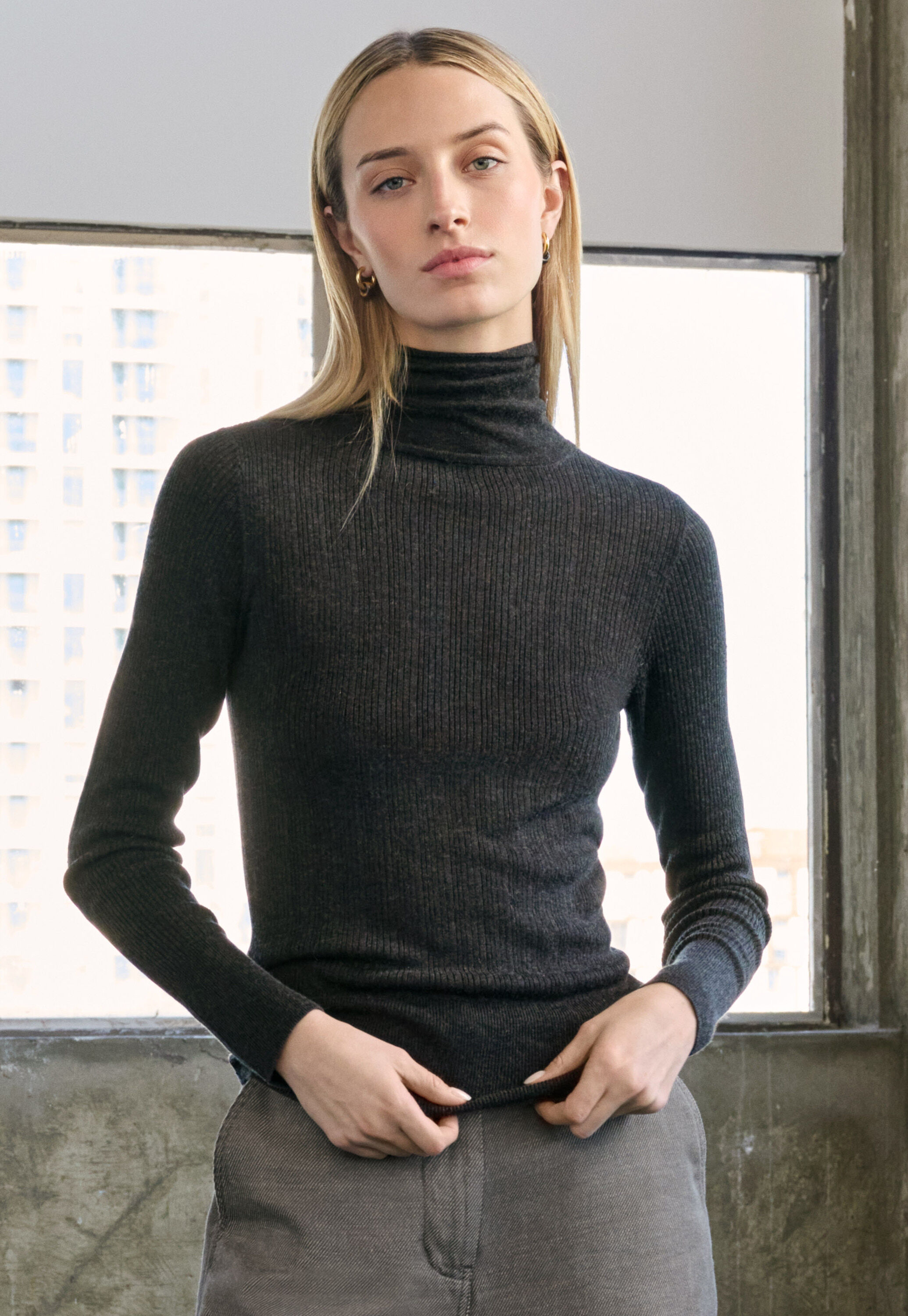 Kleid mit Peplum-Saum