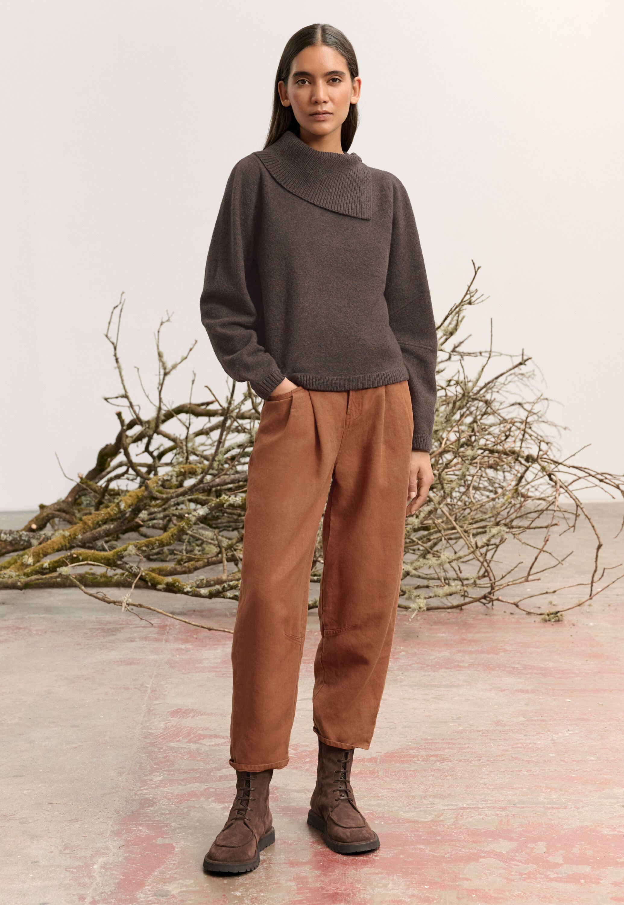 Schmal zulaufende Hose