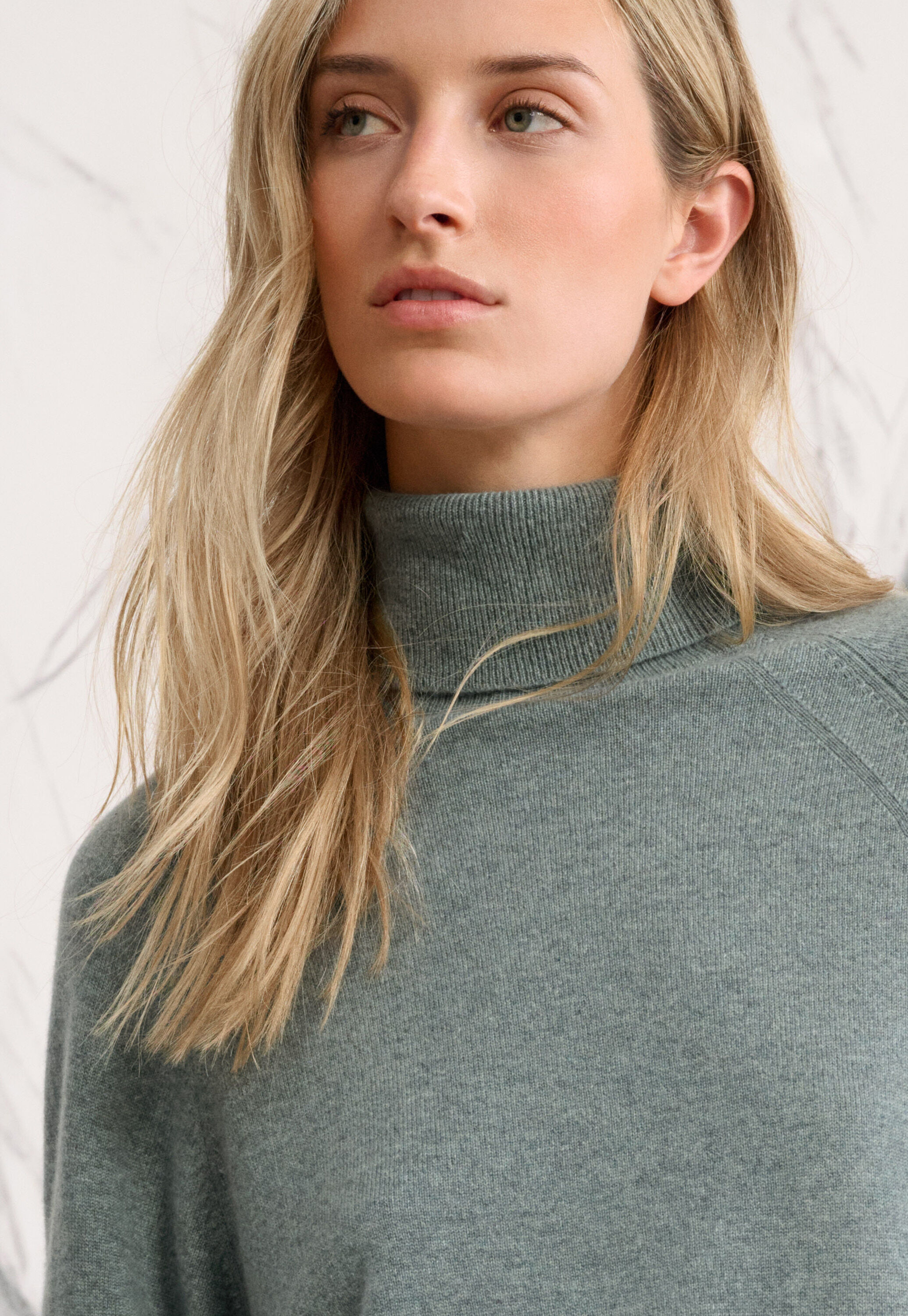 Rollkragenpullover