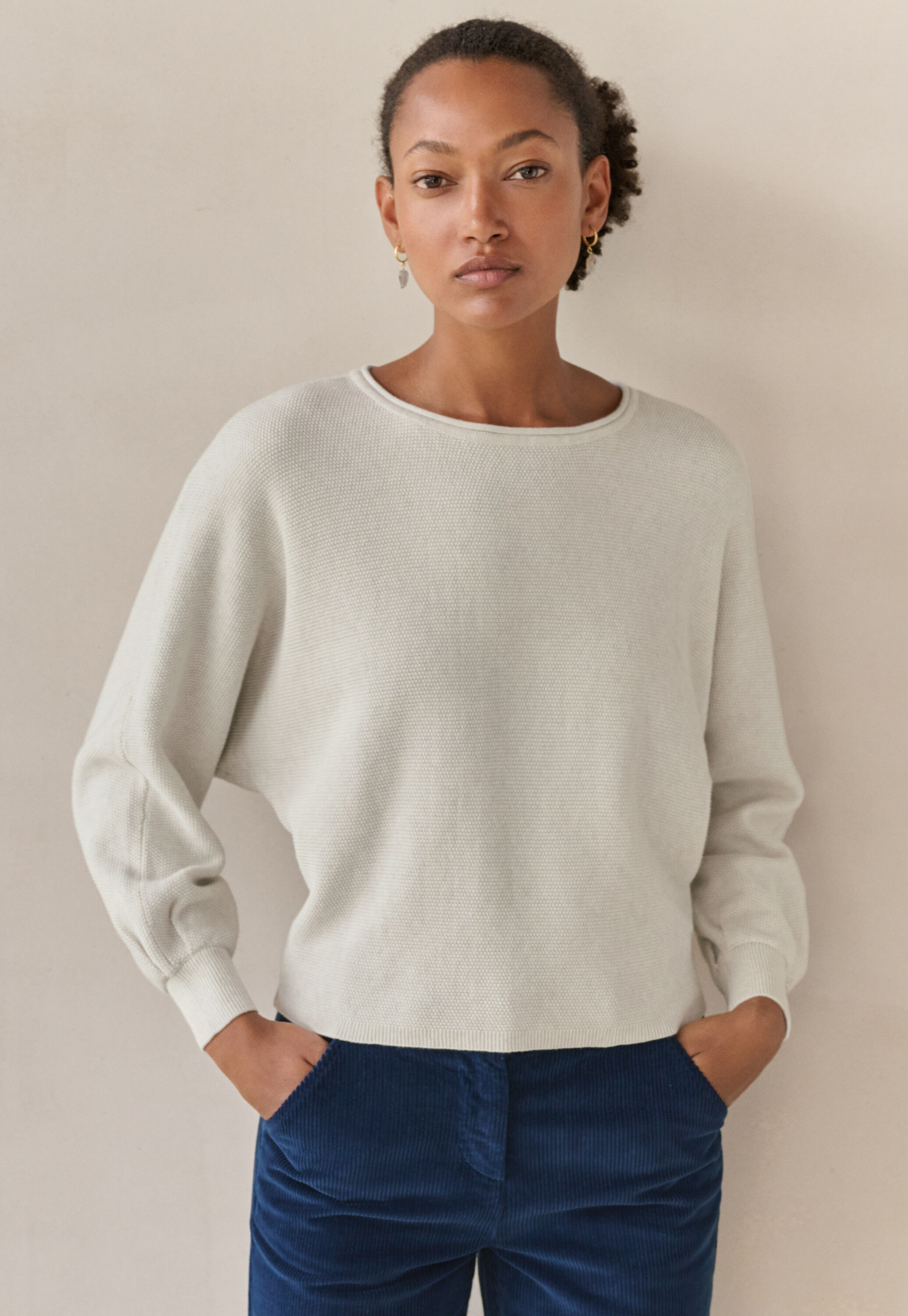 Bluse mit geschwungenen &Auml;rmeln