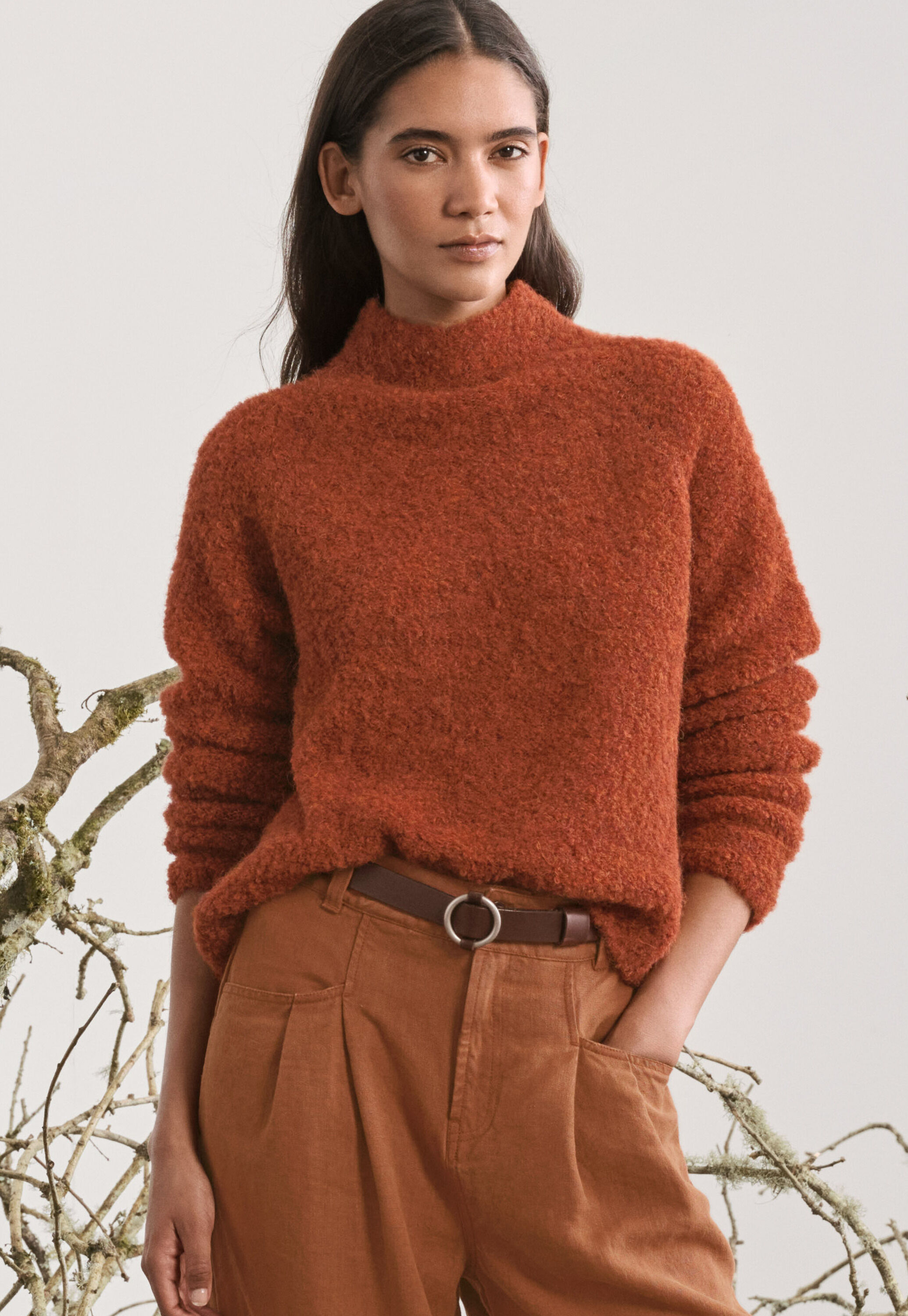 Pullover mit Trichterkragen