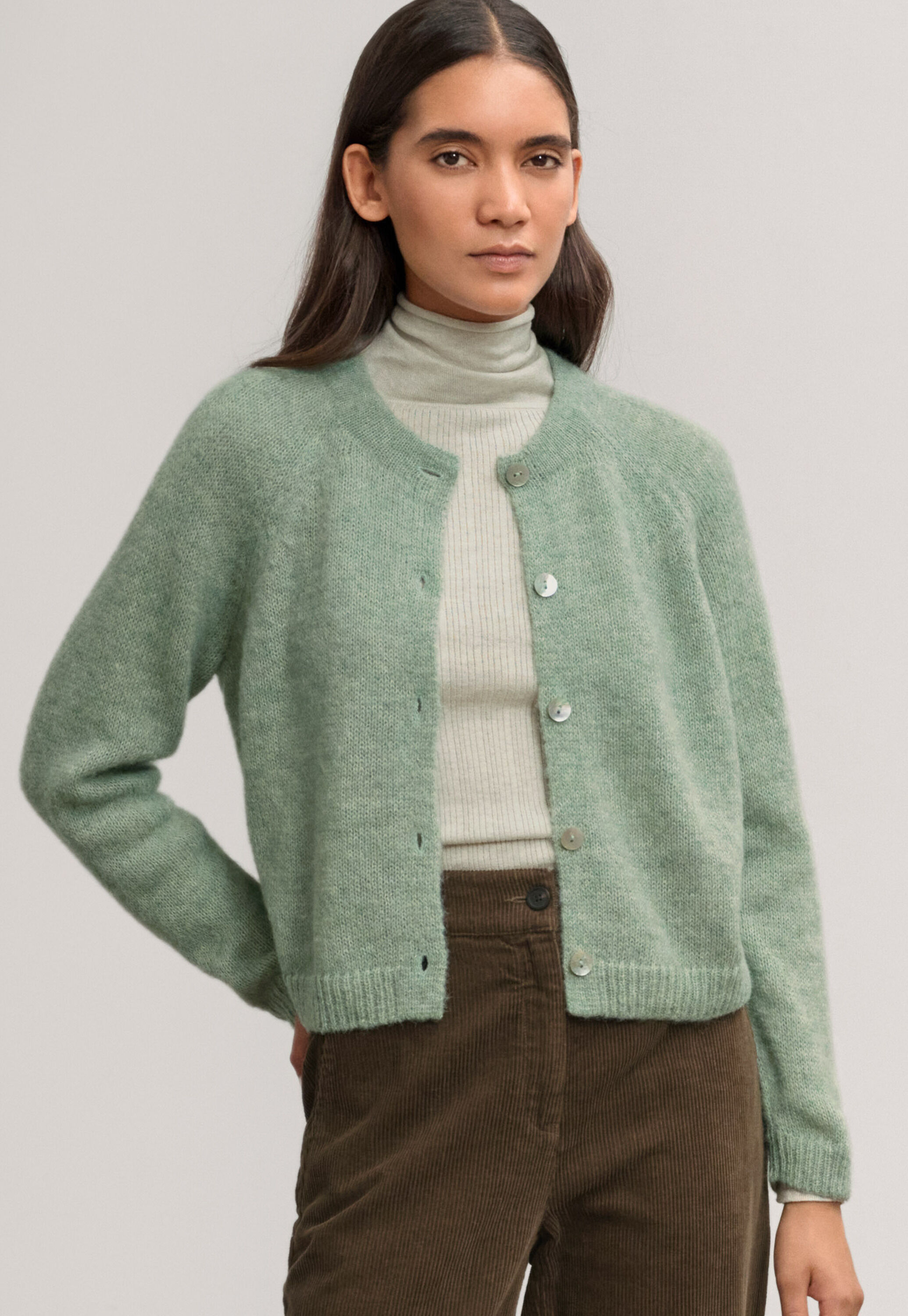 Durchgekn&ouml;pfter Pullover