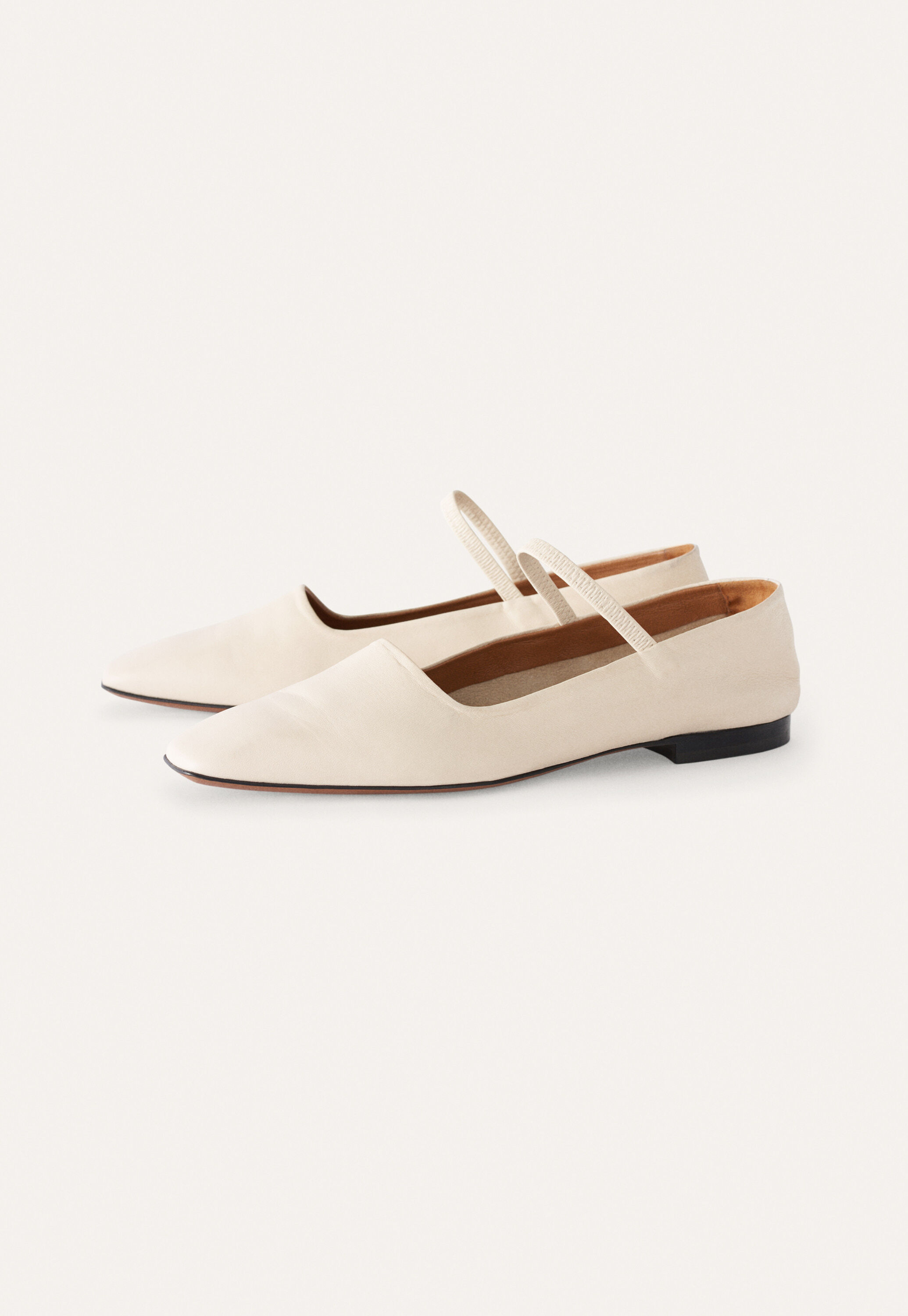 Mary Jane Pumps