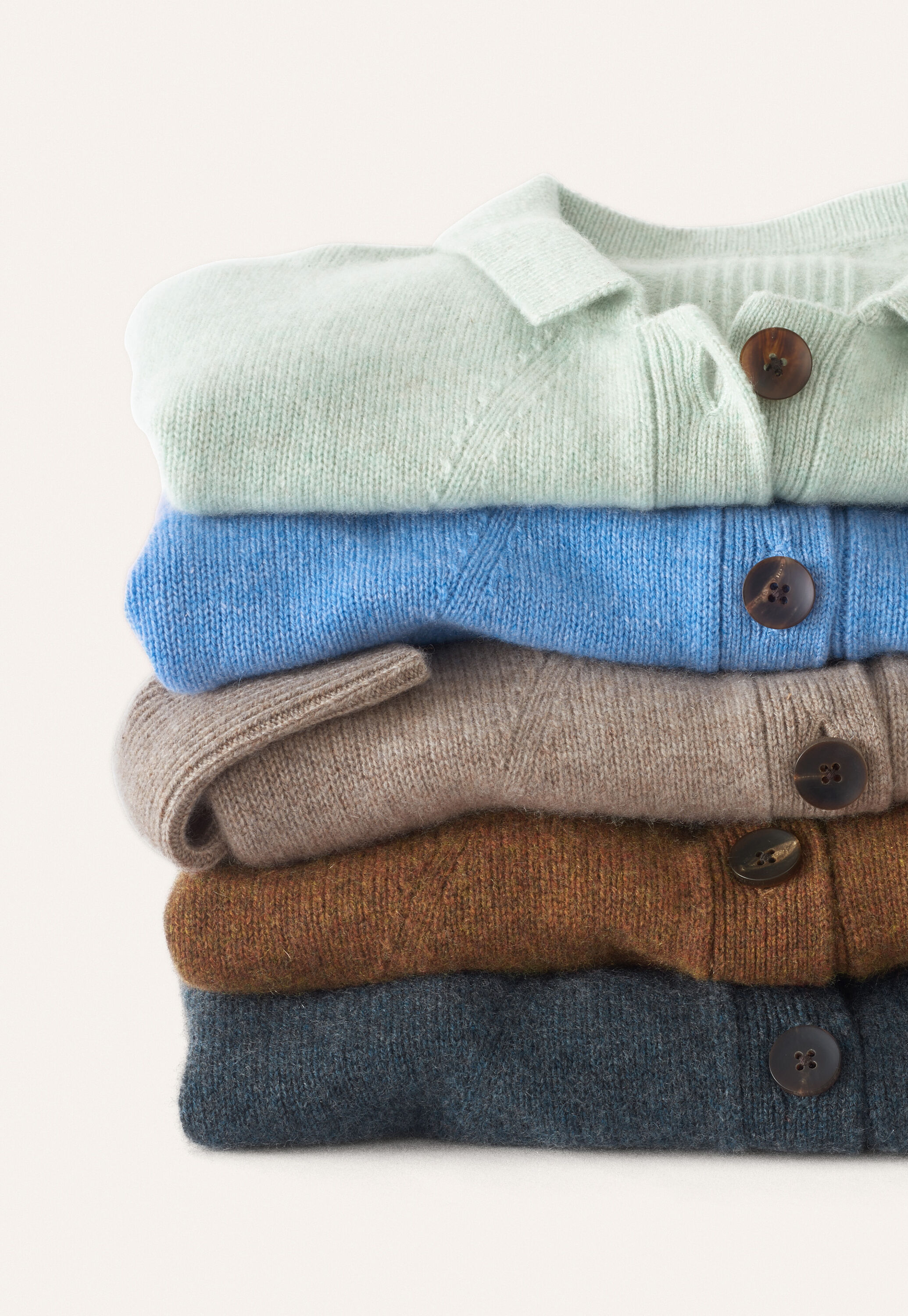 Durchgekn&ouml;pfter Pullover