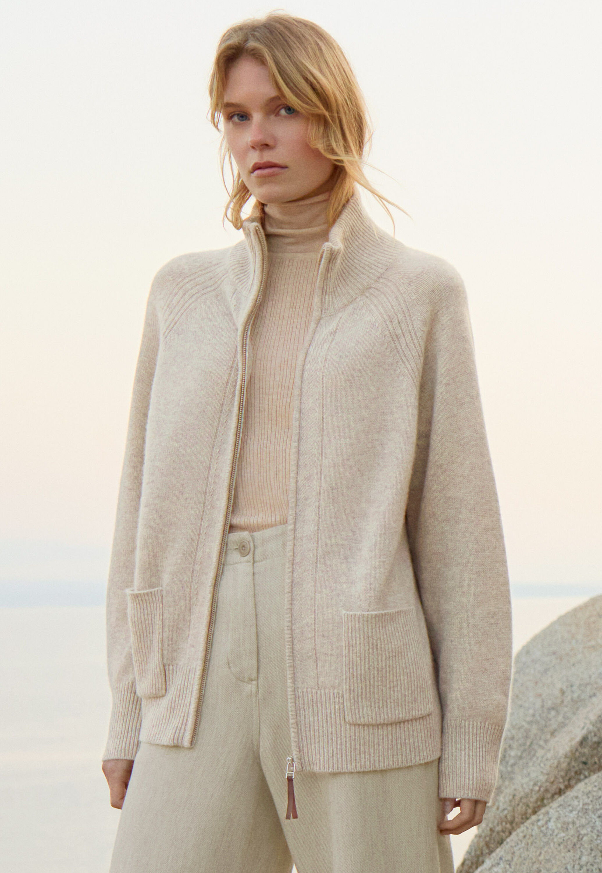Durchgekn&ouml;pfter Pullover