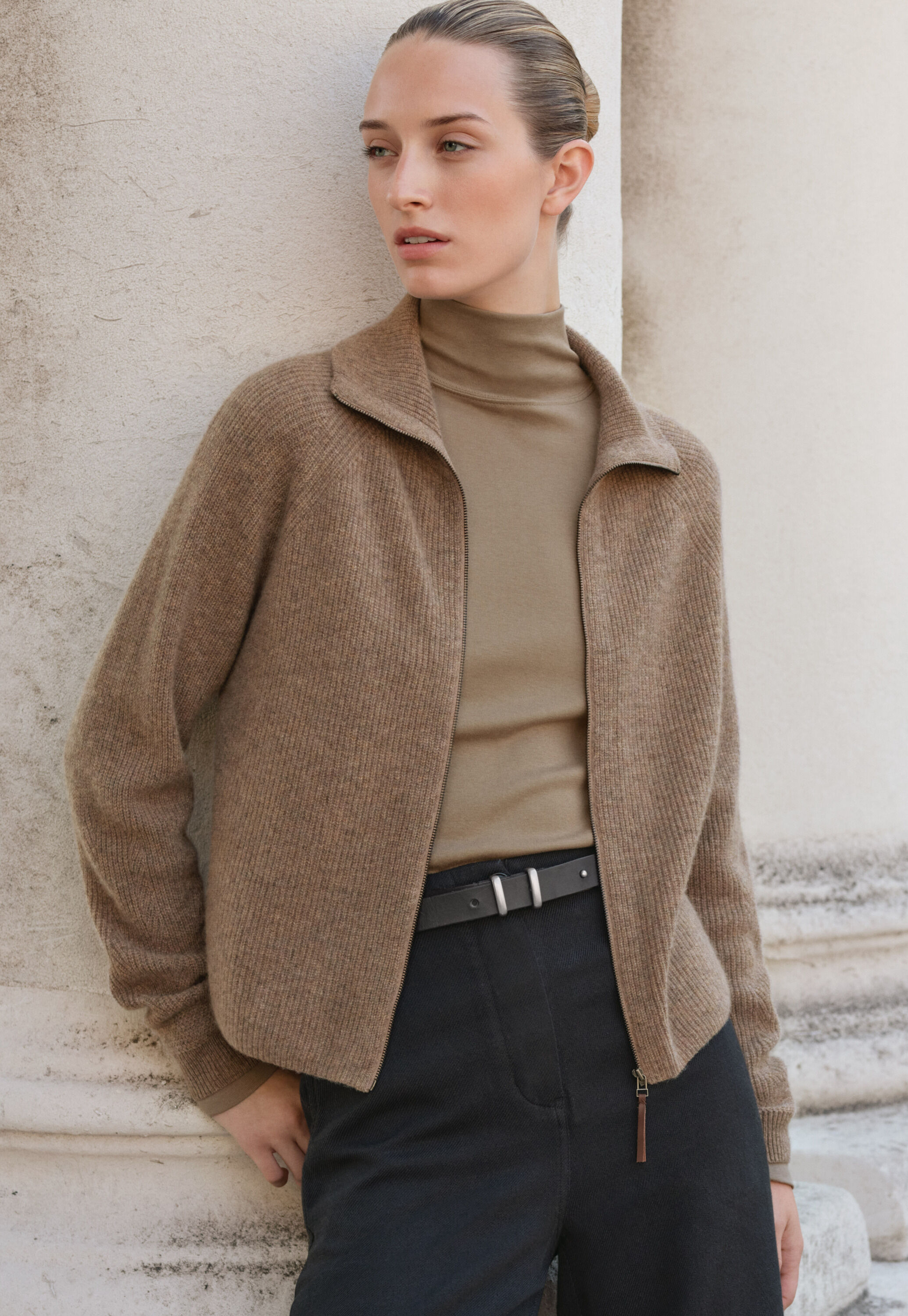 Durchgekn&ouml;pfter Pullover