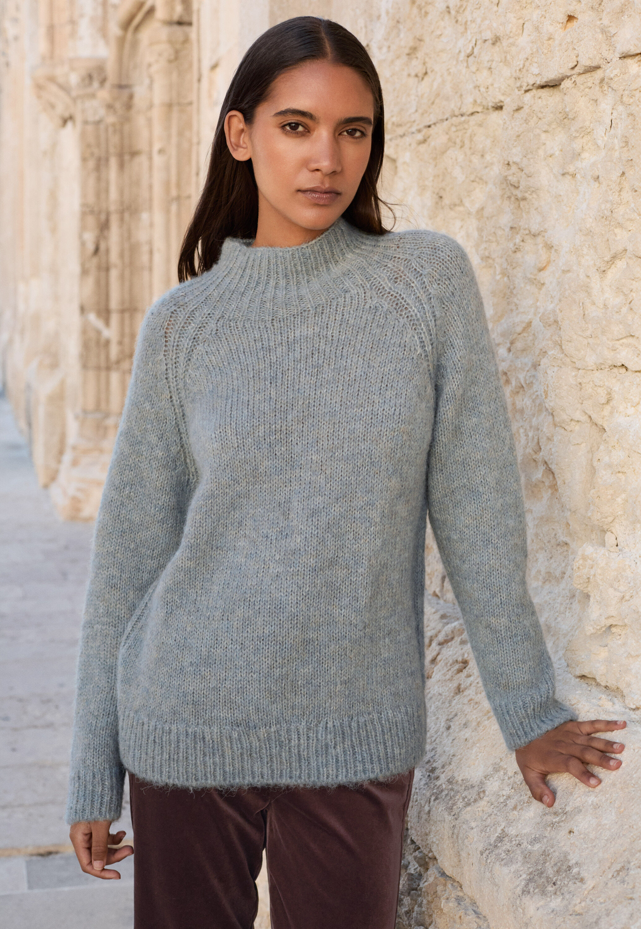 Raglanpullover mit Trichterkragen, Frostiges Blau, large