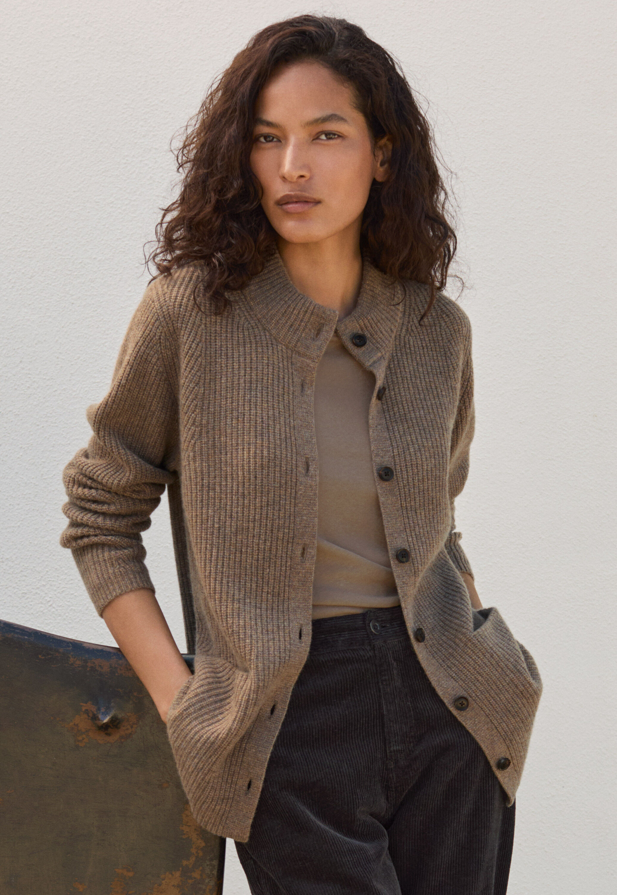 Durchgekn&ouml;pfter Pullover