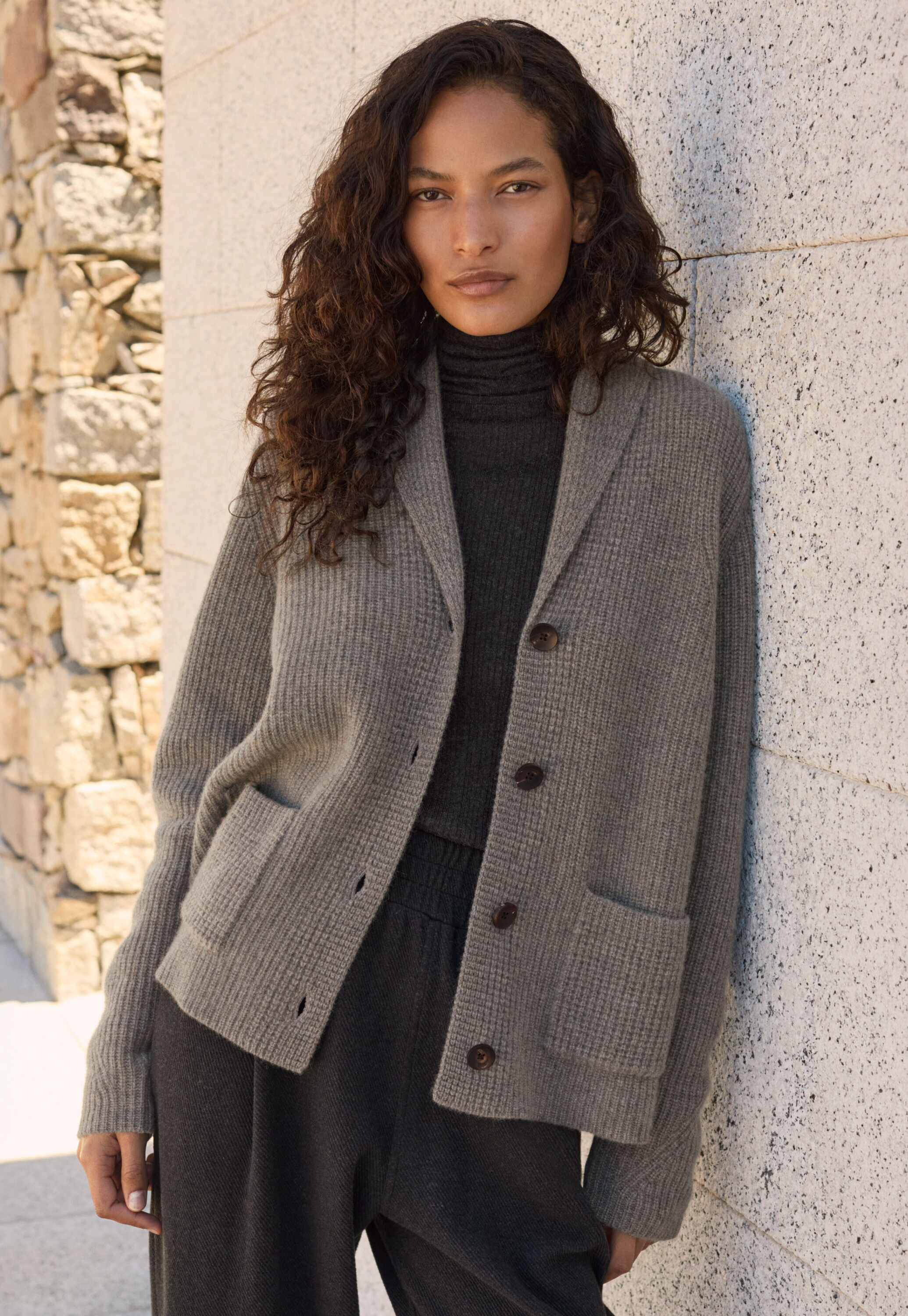 Durchgekn&ouml;pfter Pullover