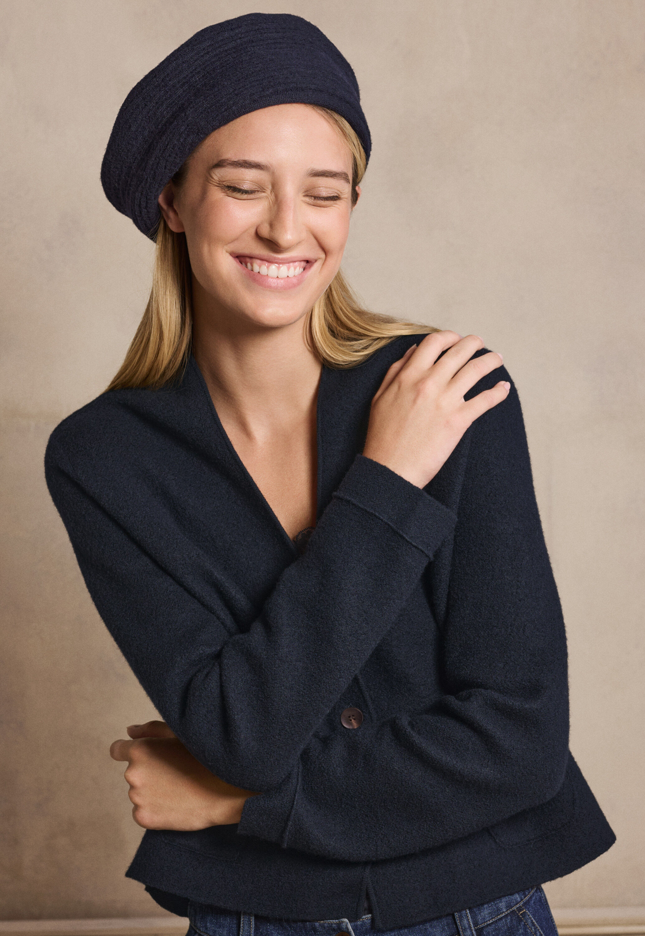 Kleid mit Peplum-Saum