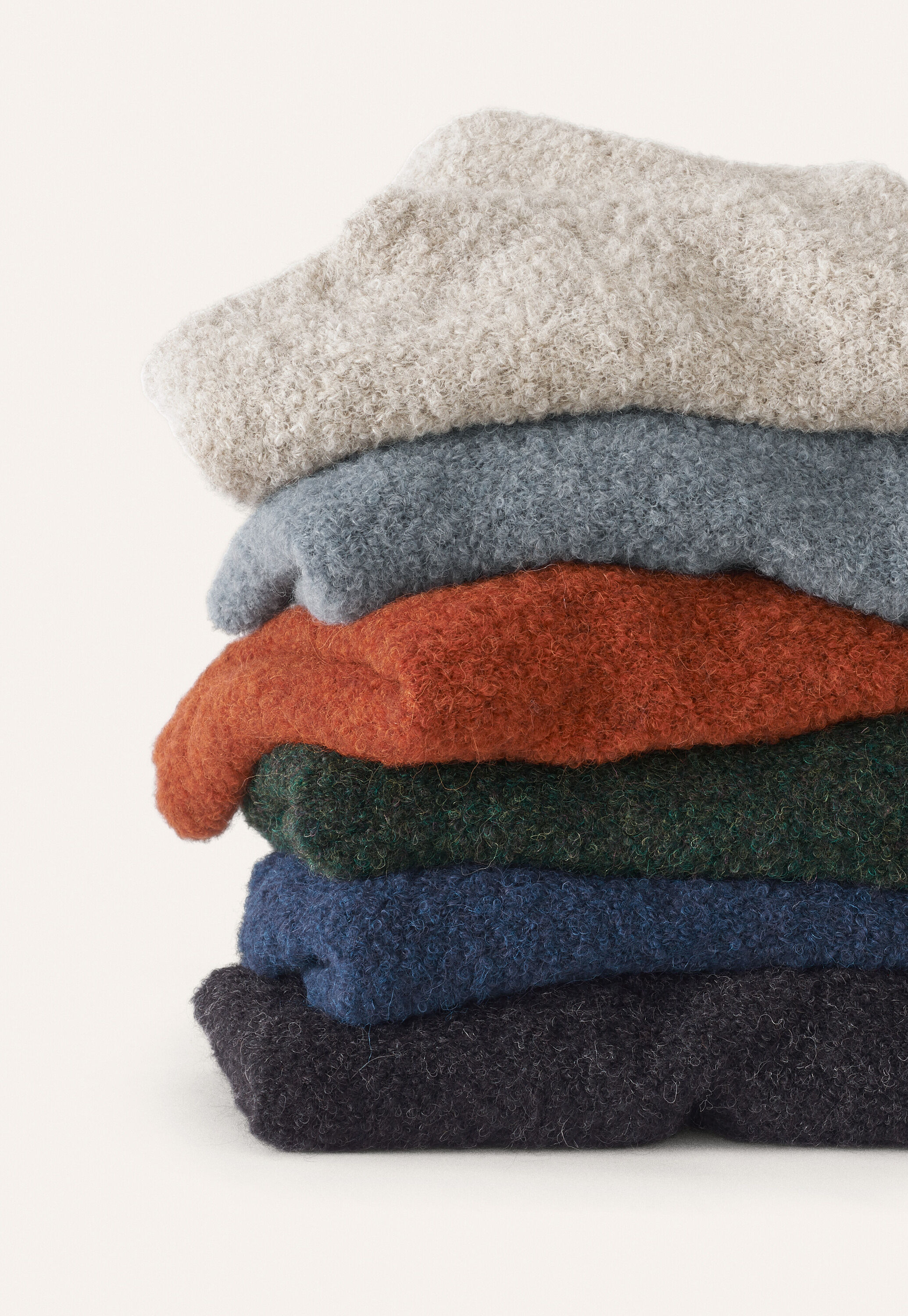 Pullover mit Trichterkragen