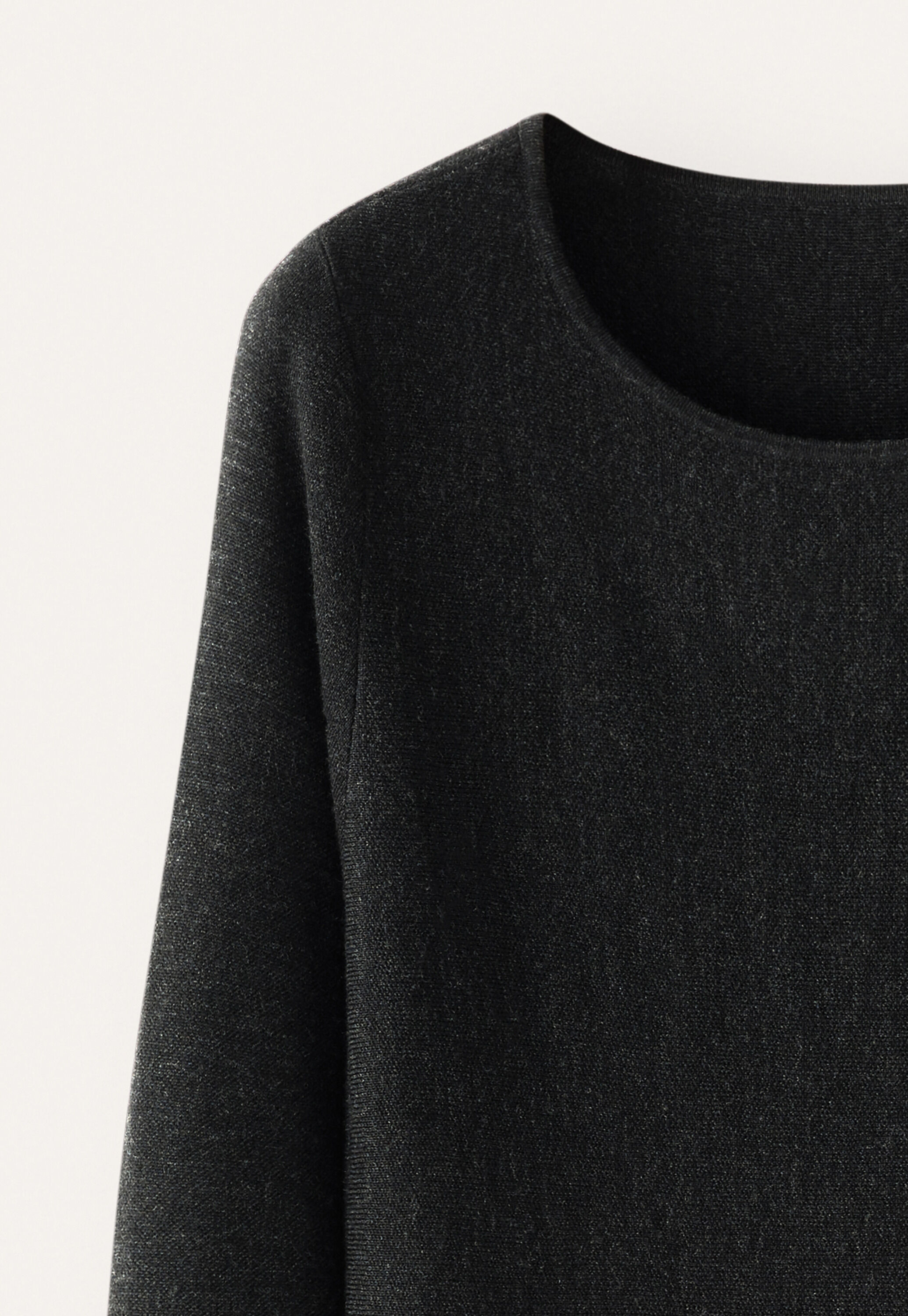 Ausgestelltes Strickkleid, Gewaschenes Schwarz, large
