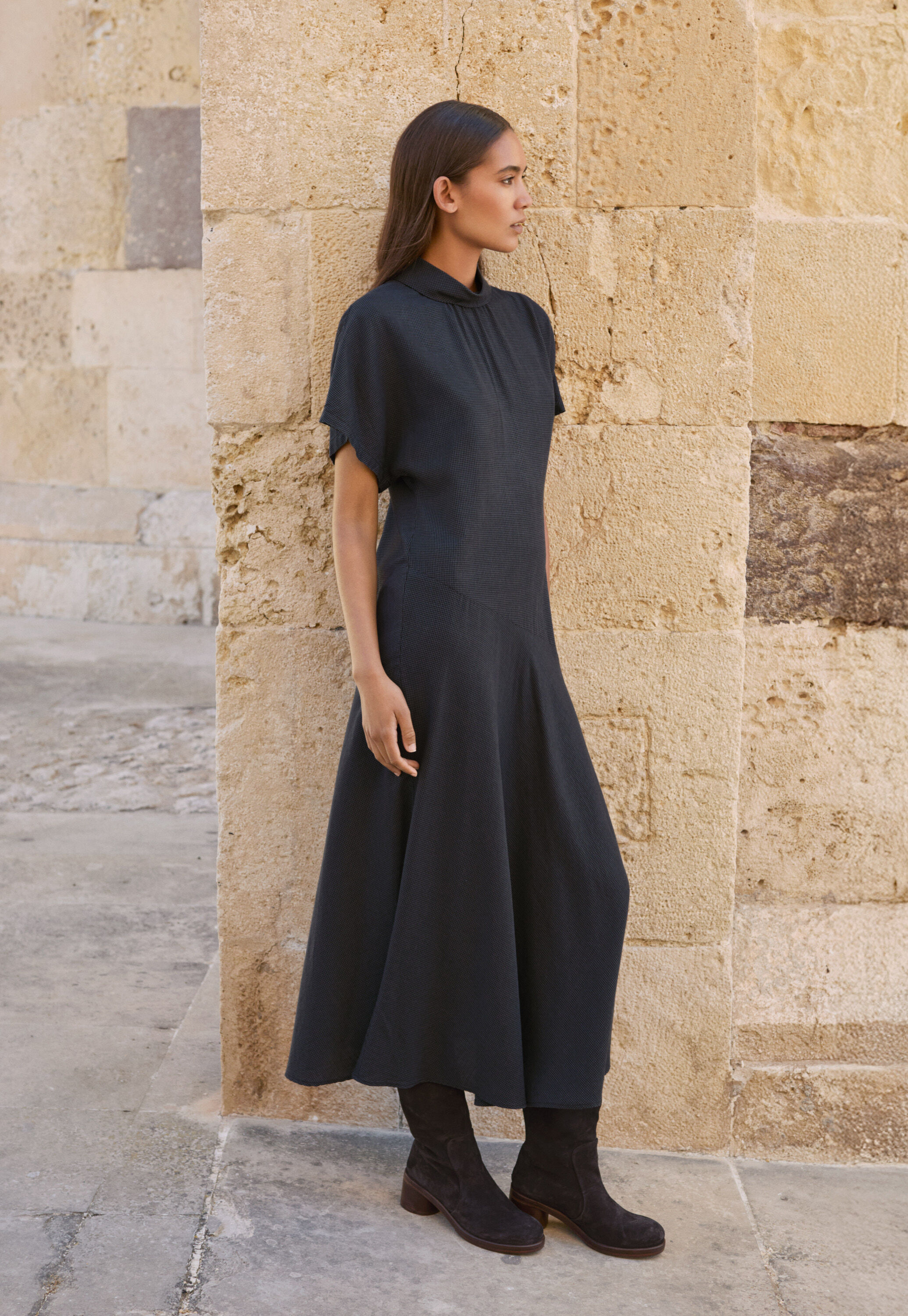 Bluse mit geschwungenen &Auml;rmeln