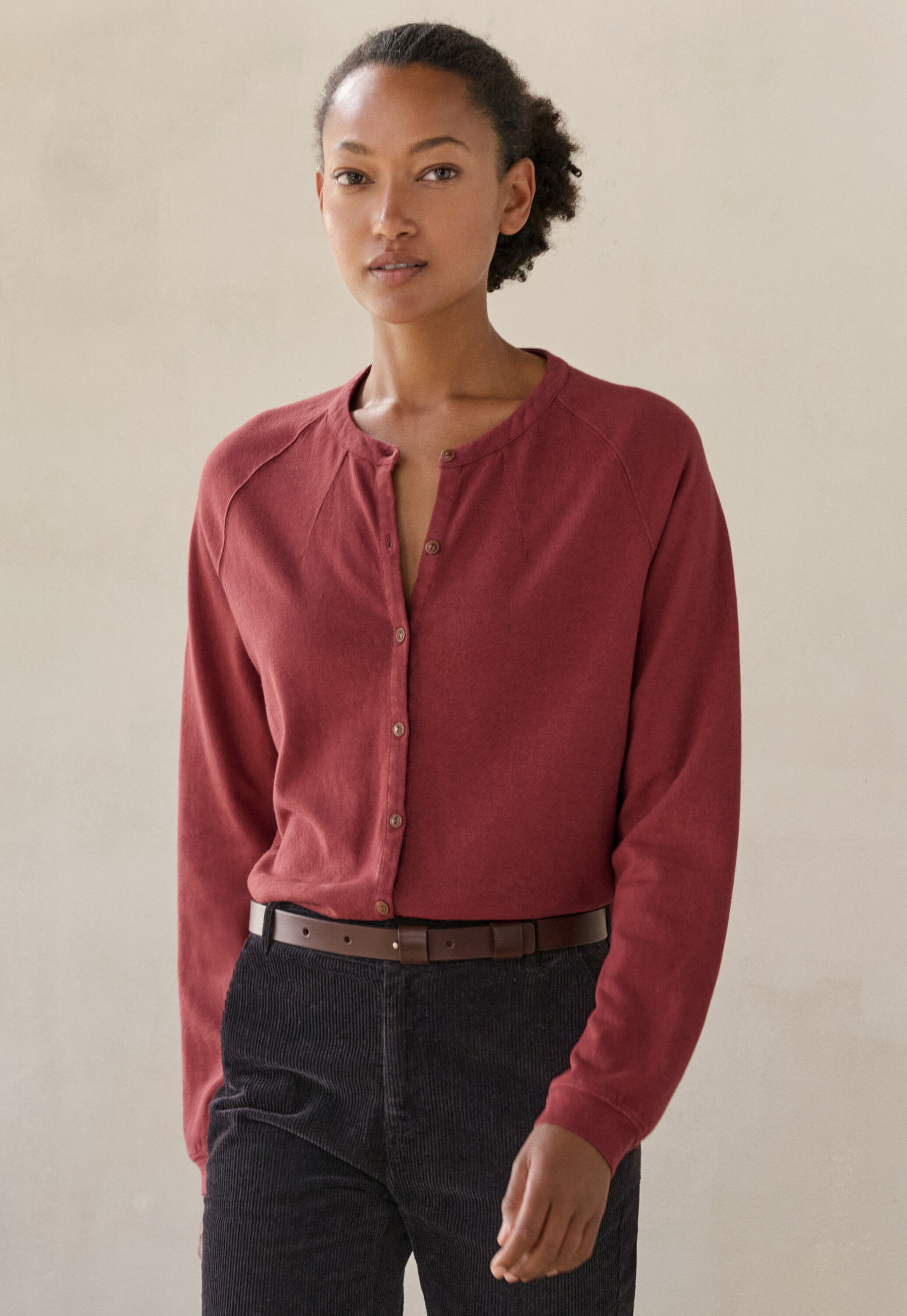 Bluse mit geschwungenen &Auml;rmeln