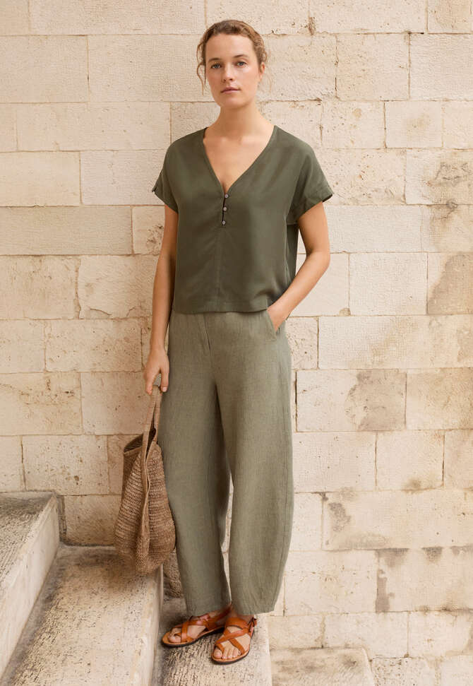 Gestreifte Hose mit Abn&auml;hern am Saum, Khaki, completeTheLook