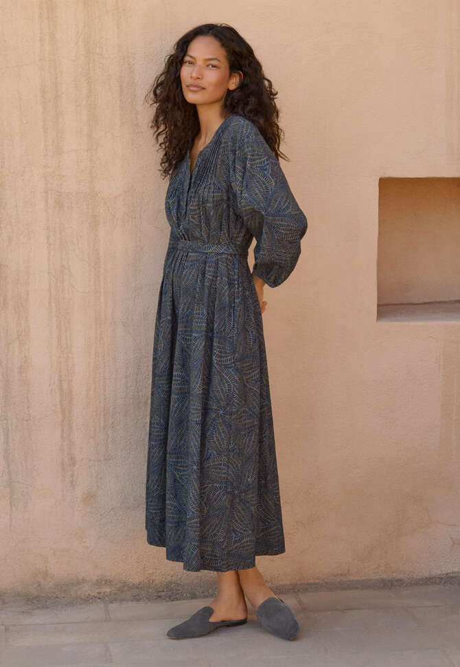 Print-Kleid mit Taillenb&auml;ndern, Dunkelblau, completeTheLook