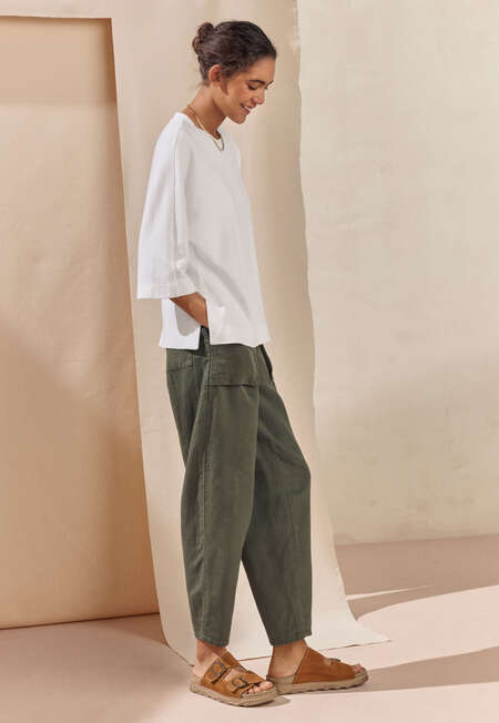 Hose mit schmal zulaufendem Bein, Khaki, completeTheLook