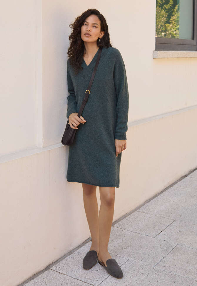Strickkleid mit V-Ausschnitt, Petrol-Schiefer, completeTheLook