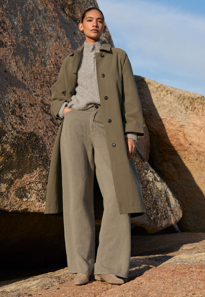 Weite Hose mit geradem Bein, Taupe, completeTheLook