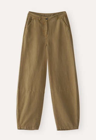Jeans mit geschwungenen N&auml;hten, Olivbraun, webstill