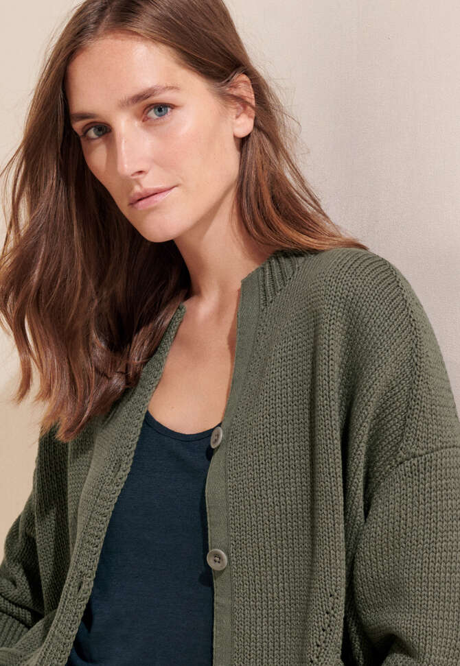 Trichterkragen-Cardigan, Dunkeloliv, completeTheLook